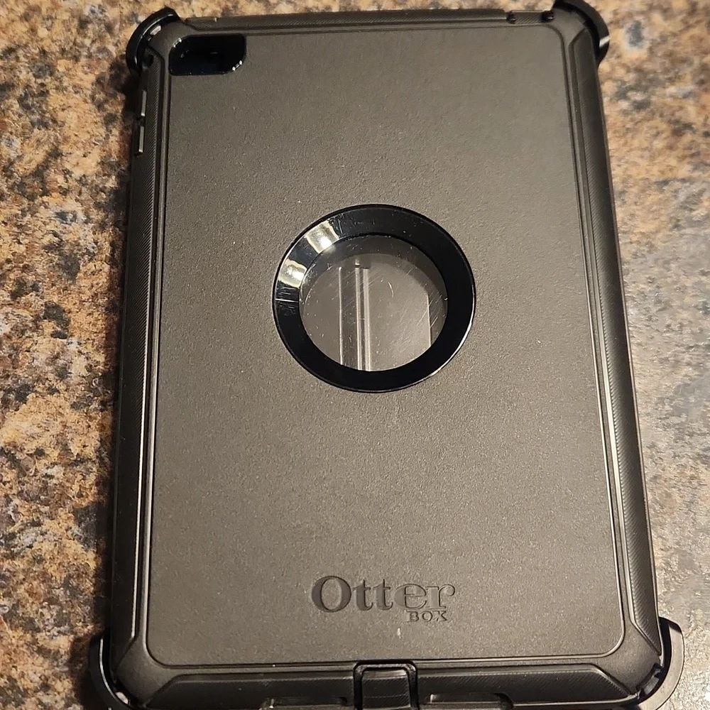 EUC OtterBox Gray Protective Case F/ipad 5th & 6th Generation